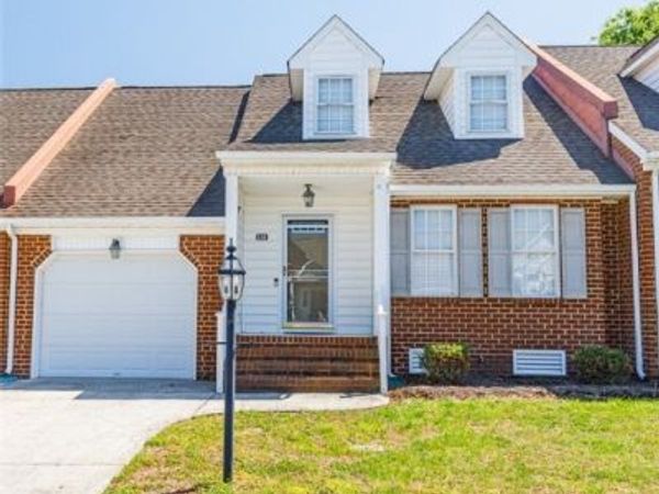 110 Gilcreff Place , Colonial Heights, VA 23834