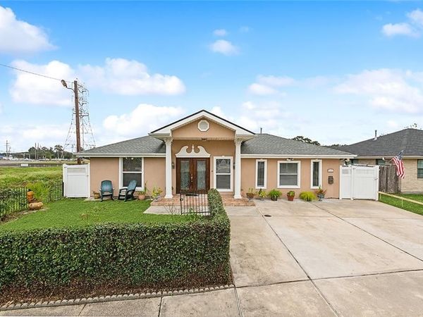1713 VEGAS Drive , Metairie, LA 70003