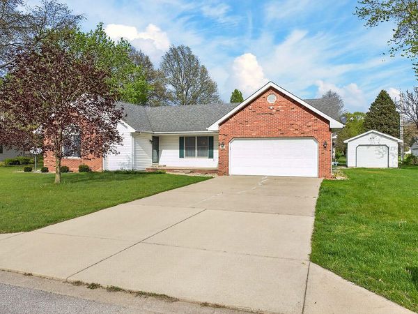 1929 Kapok Street SW , DeMotte, IN 46310