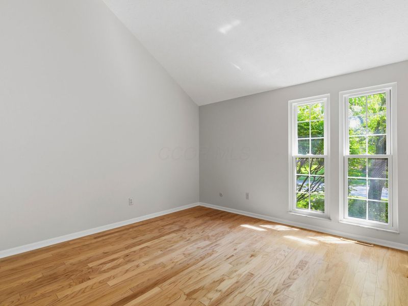 2080 Mackenzie Drive, Unit 12, Upper Arlington, OH 43220 Photo 21