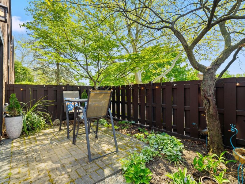 2080 Mackenzie Drive, Unit 12, Upper Arlington, OH 43220 Photo 40