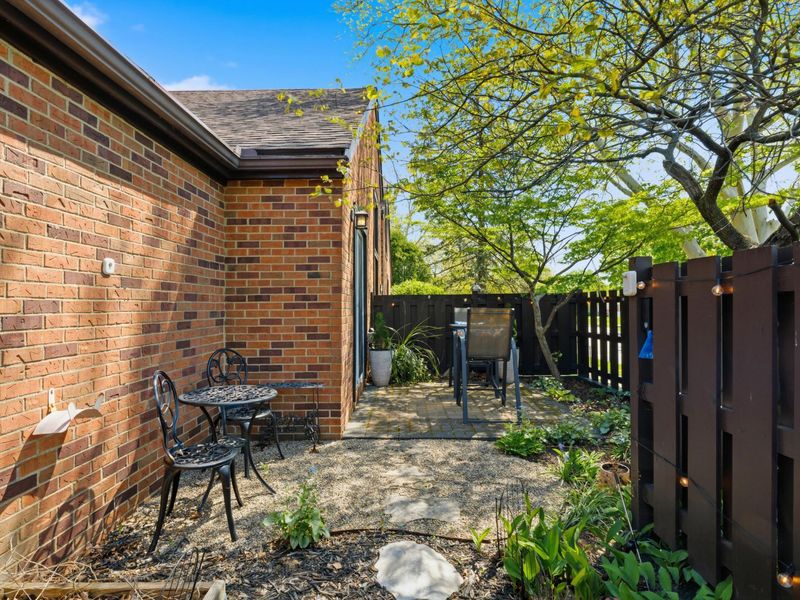2080 Mackenzie Drive, Unit 12, Upper Arlington, OH 43220 Photo 41