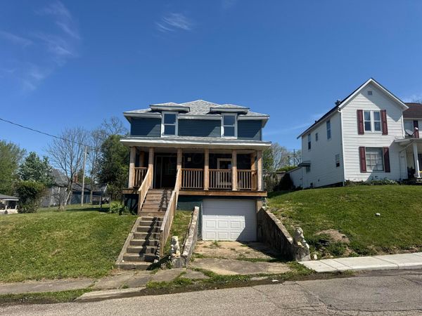 415 E 2nd Street , Wellston, OH 45692