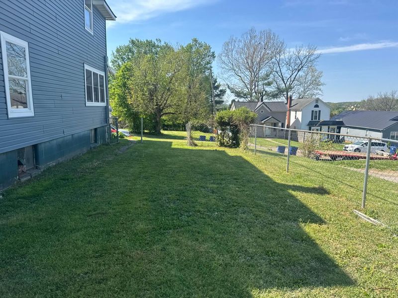 415 E 2nd Street , Wellston, OH 45692 Photo 16