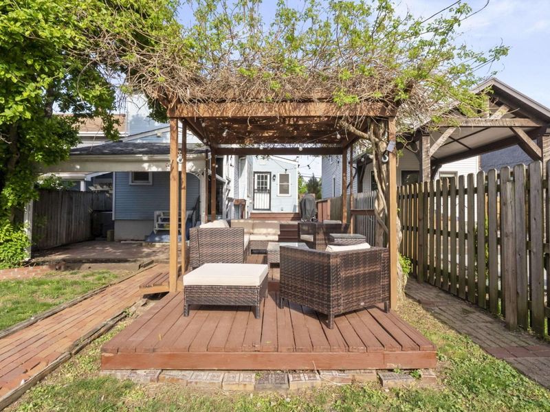 1403 Bruck Street, Columbus, OH 43207 Photo 32