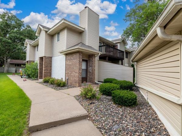 11410 Dogwood Street NW, Unit 402, Coon Rapids, MN 55448