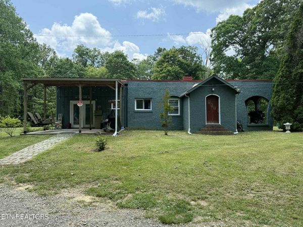 14765 Highway 70 , Monterey, TN 38574