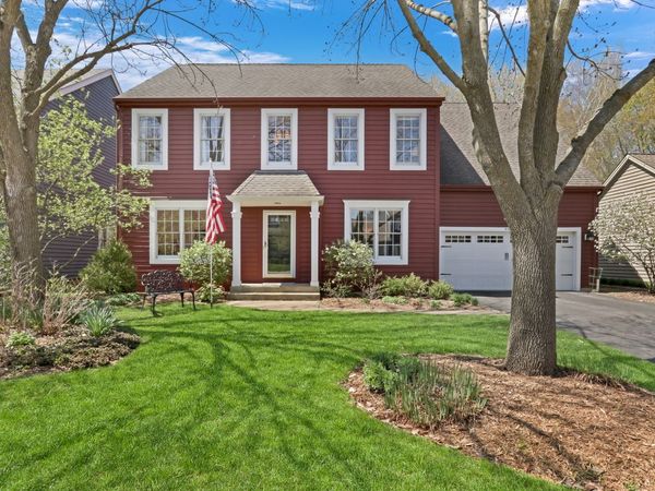 983 Mount Vernon Drive , Grayslake, IL 60030