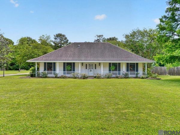 12016 Willowmore Dr, Baker, LA 70714