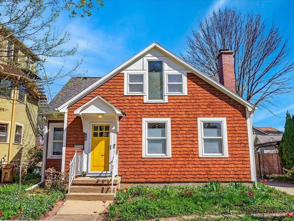 718 W Lakeside Street, Madison, WI 53715
