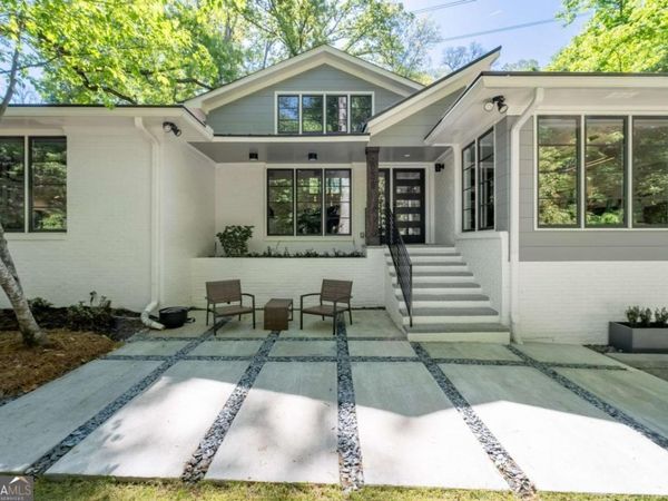 538 Spring Valley Road NW, Atlanta, GA 30318