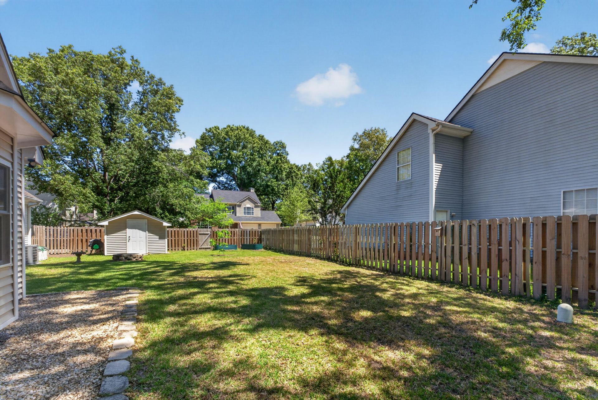 108 Chesterton Drive Photo 22