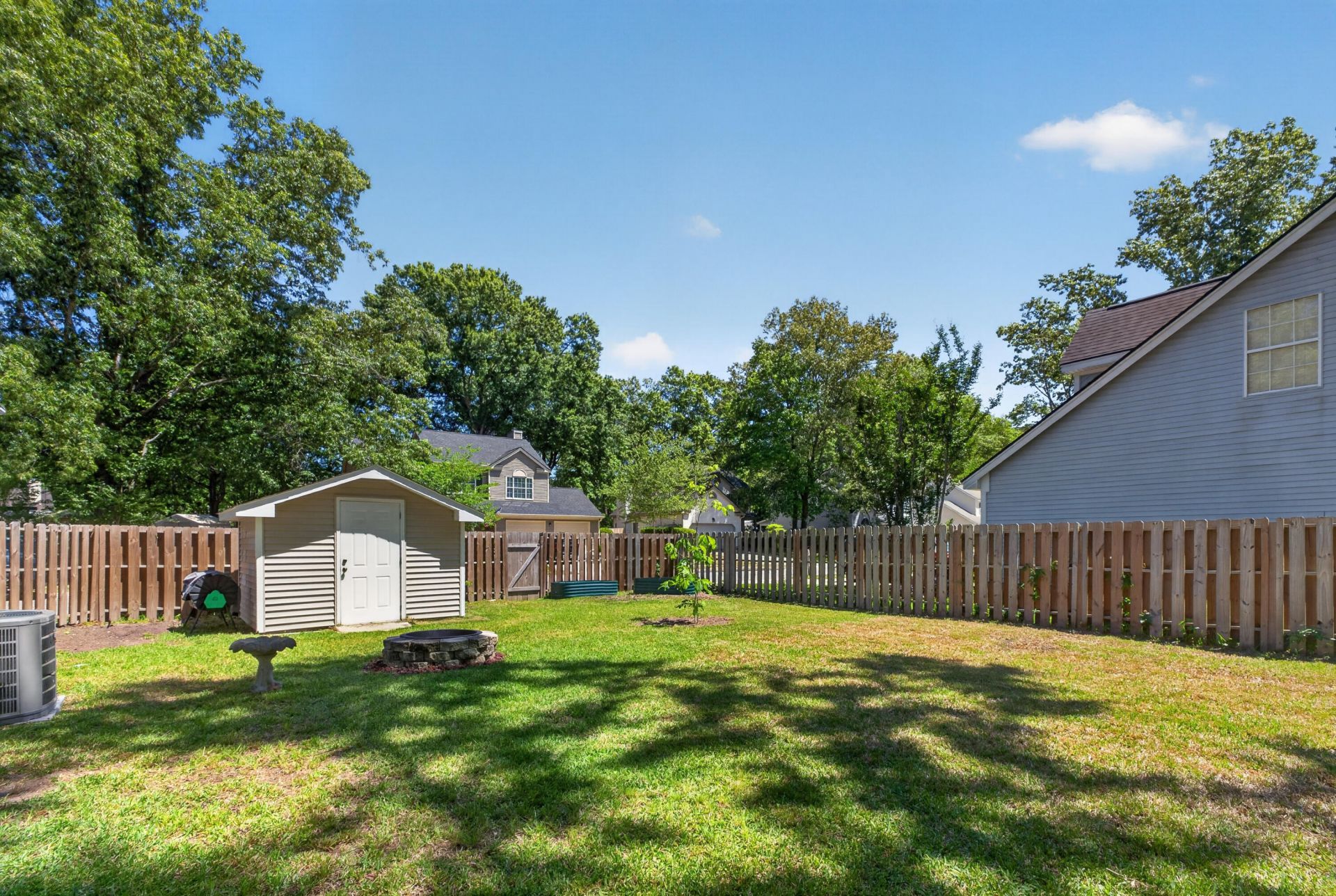 108 Chesterton Drive Photo 23