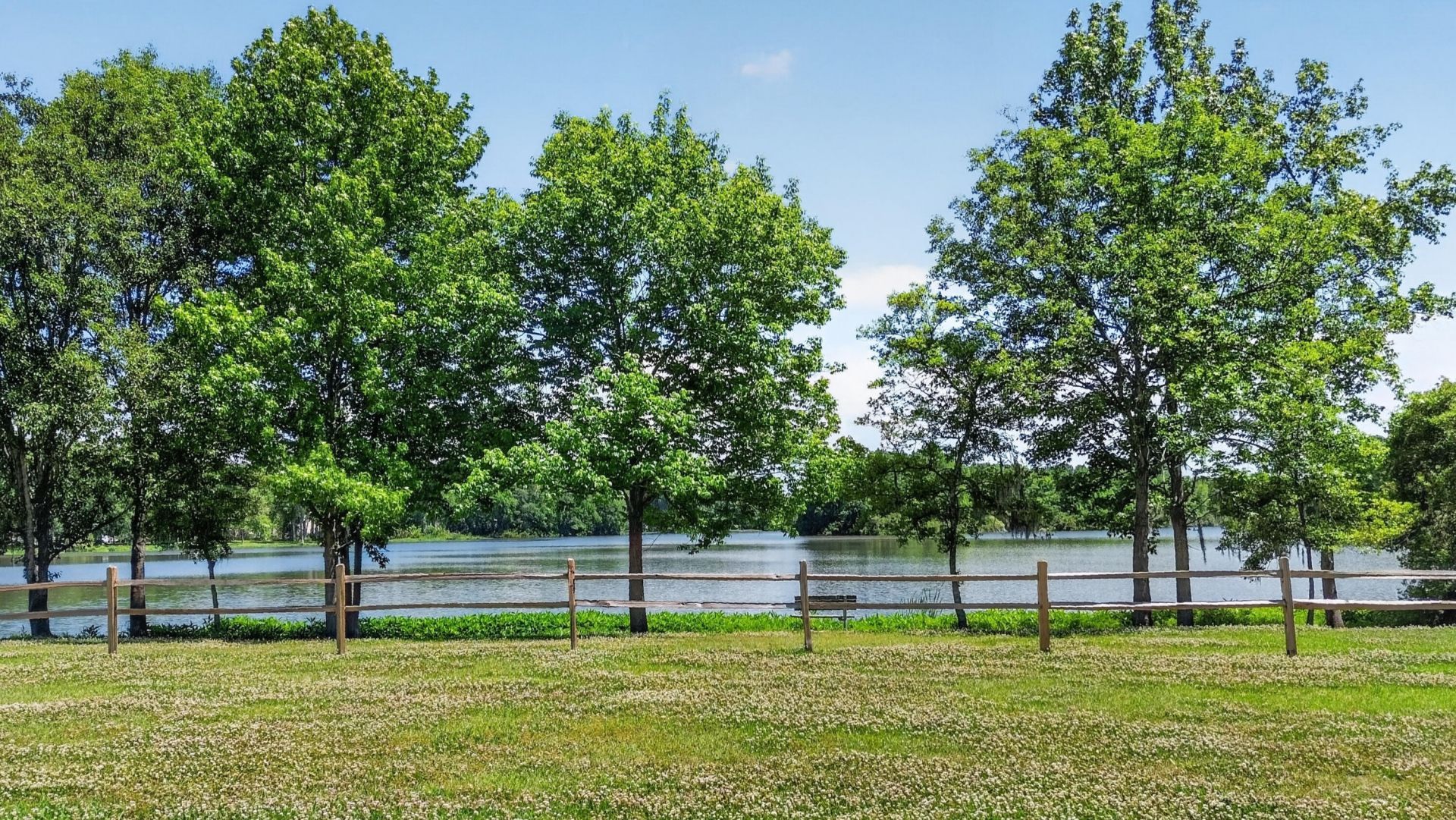 108 Chesterton Drive Photo 29