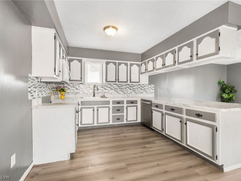 405 Baldwin Road, Akron, OH 44312 Photo 13