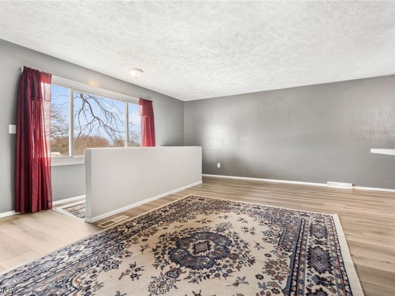 405 Baldwin Road, Akron, OH 44312 Photo 9