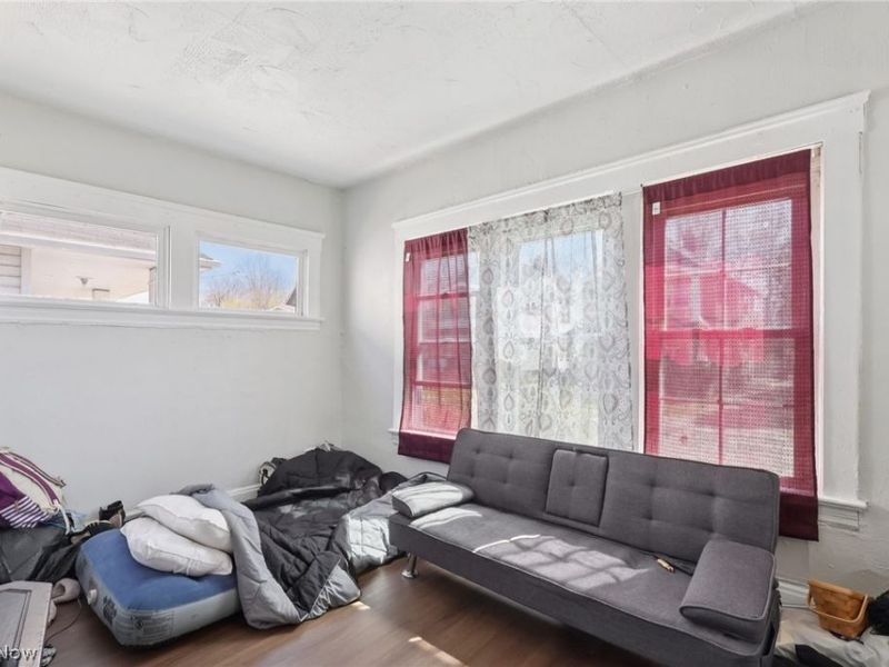 13701 Benwood Avenue , Cleveland, OH 44105 Photo 6