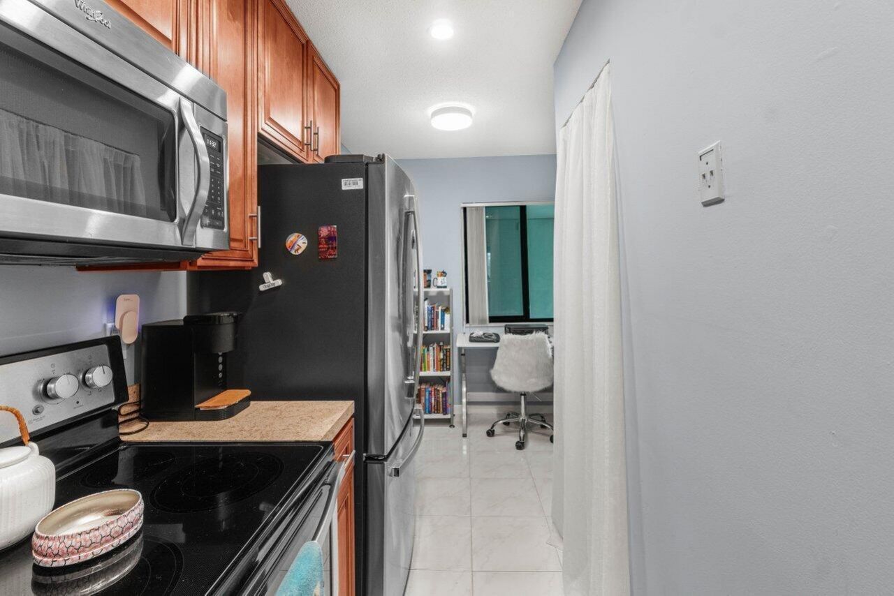 5884 Morningstar Circle, Unit 205, Delray Beach, FL 33484 Photo