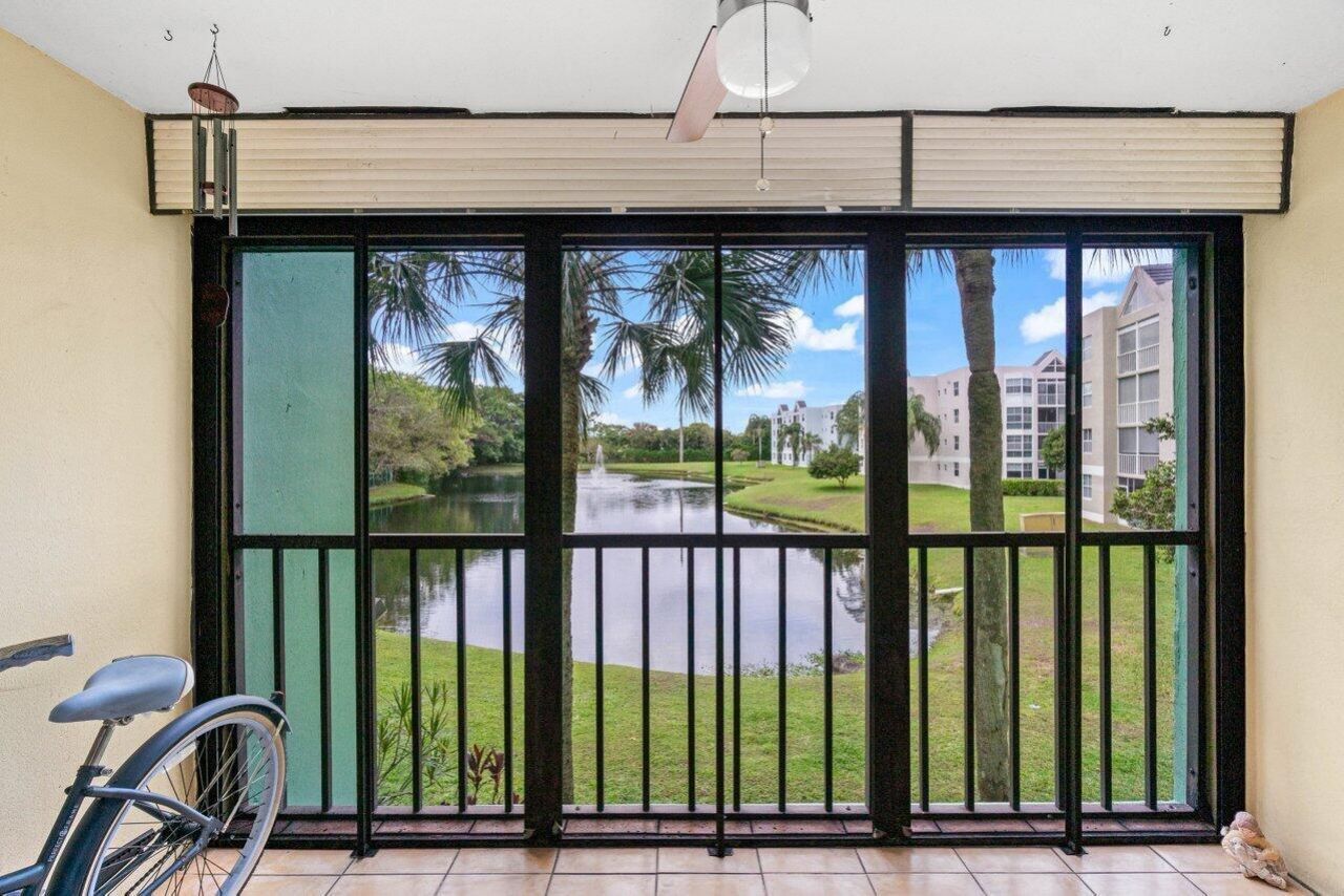 5884 Morningstar Circle, Unit 205, Delray Beach, FL 33484 Photo