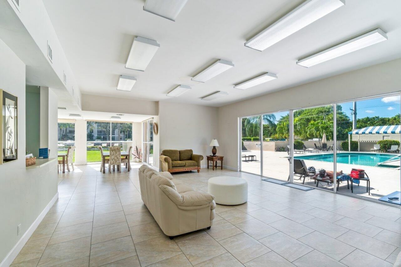 5884 Morningstar Circle, Unit 205, Delray Beach, FL 33484 Photo