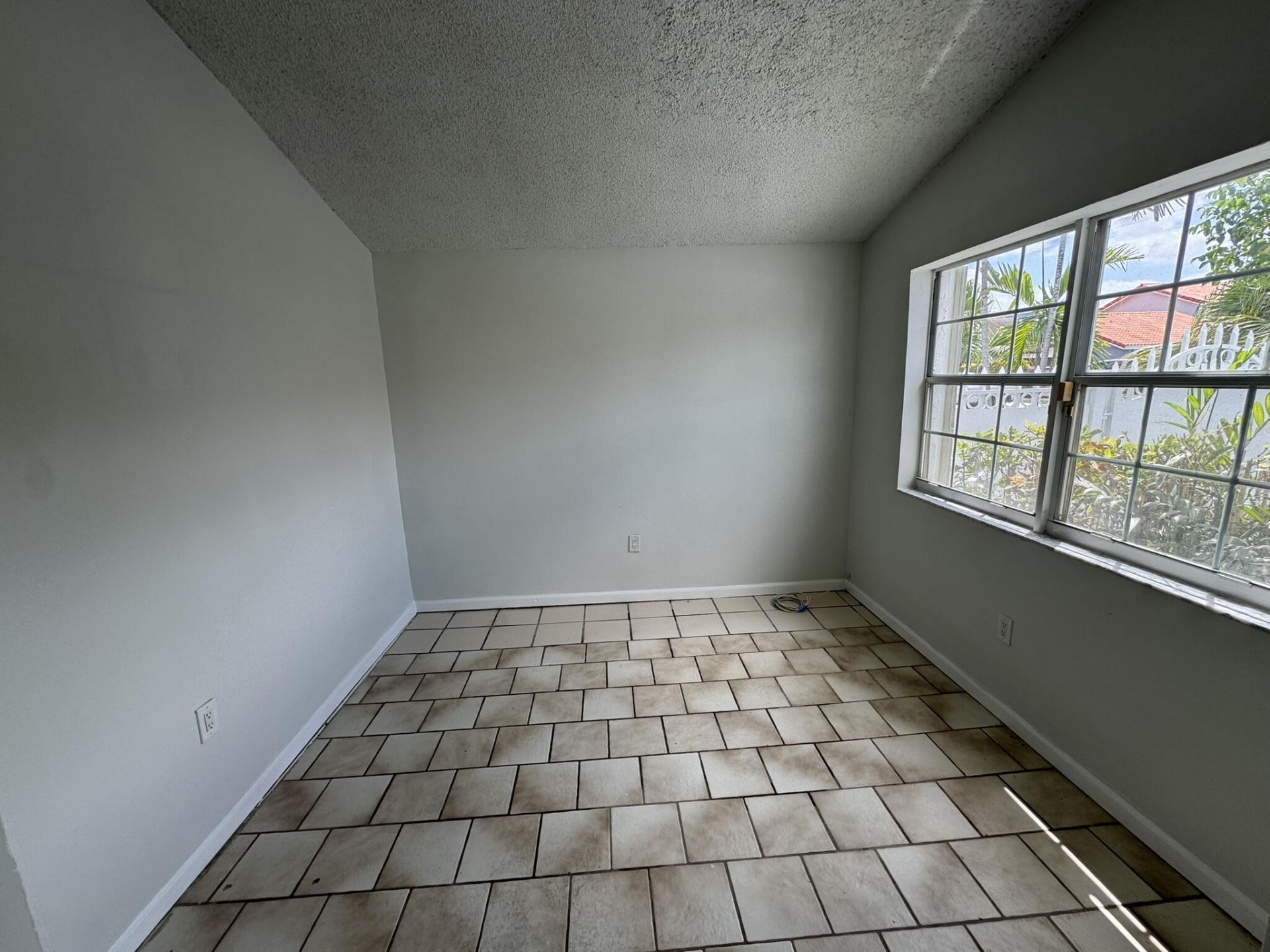 8917 SW Grand Canal Drive, Miami, FL 33174 Photo