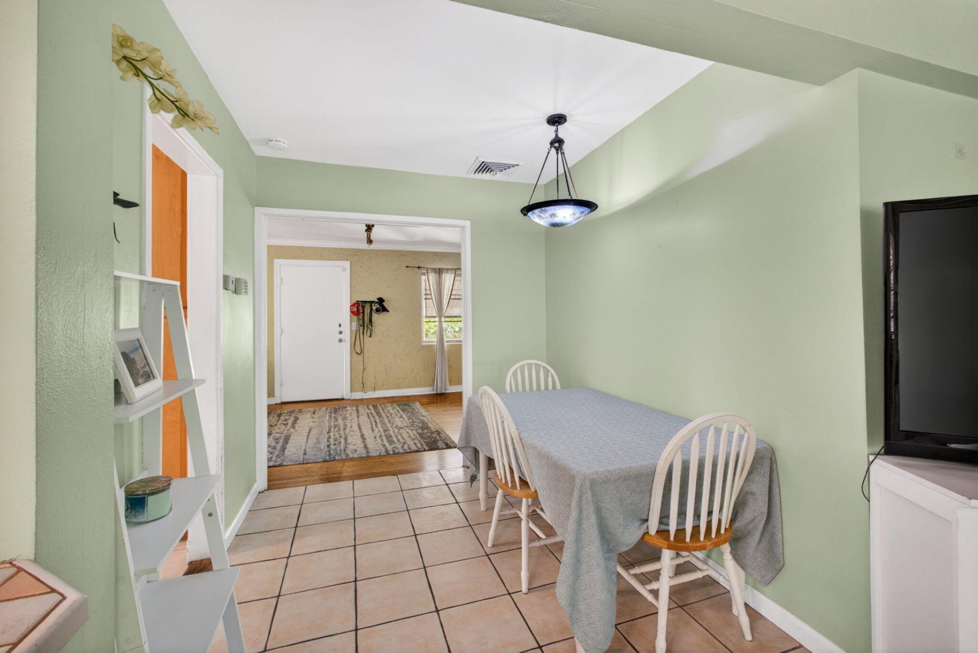 502 49th Street, West Palm Beach, FL 33407 Photo