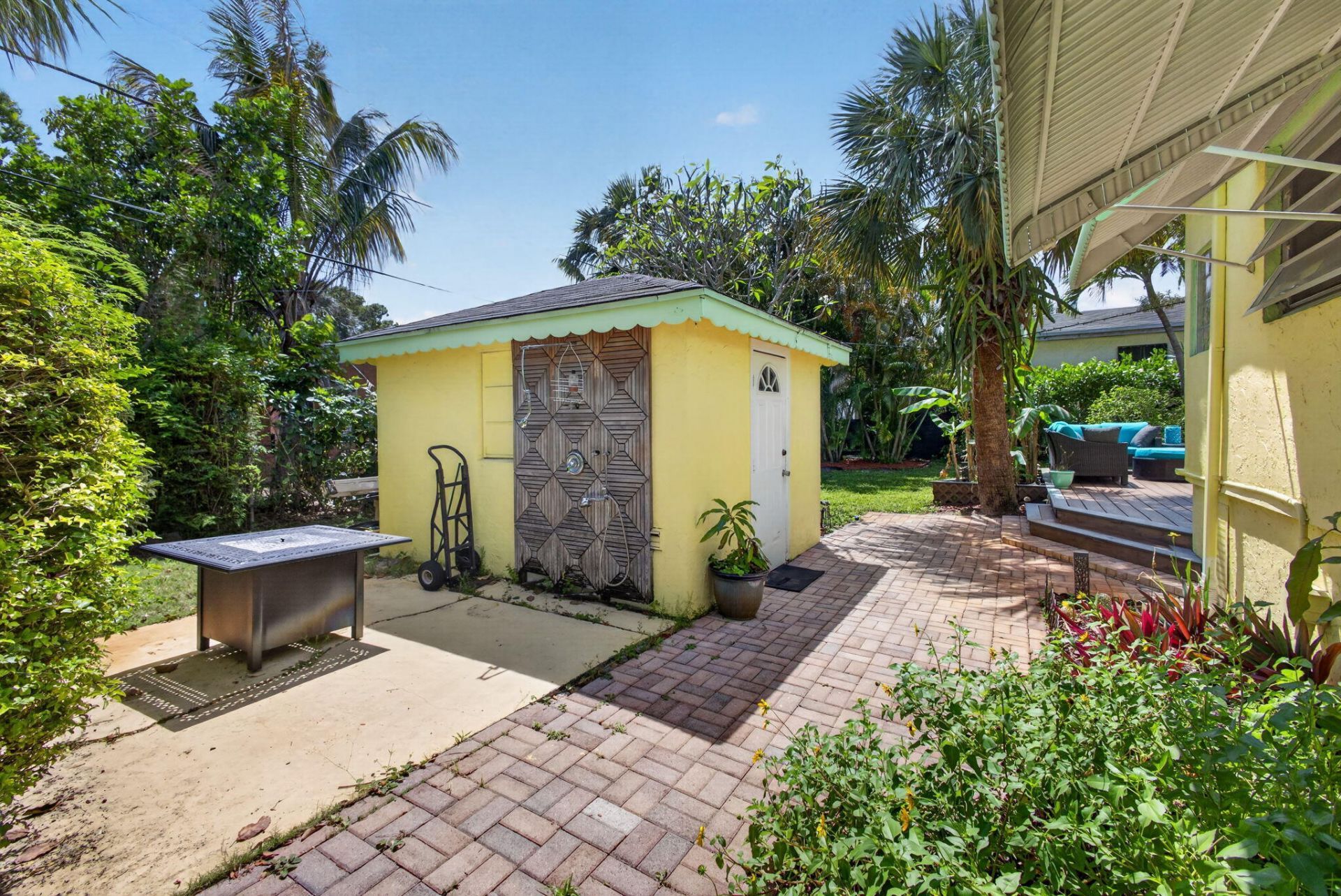 502 49th Street, West Palm Beach, FL 33407 Photo