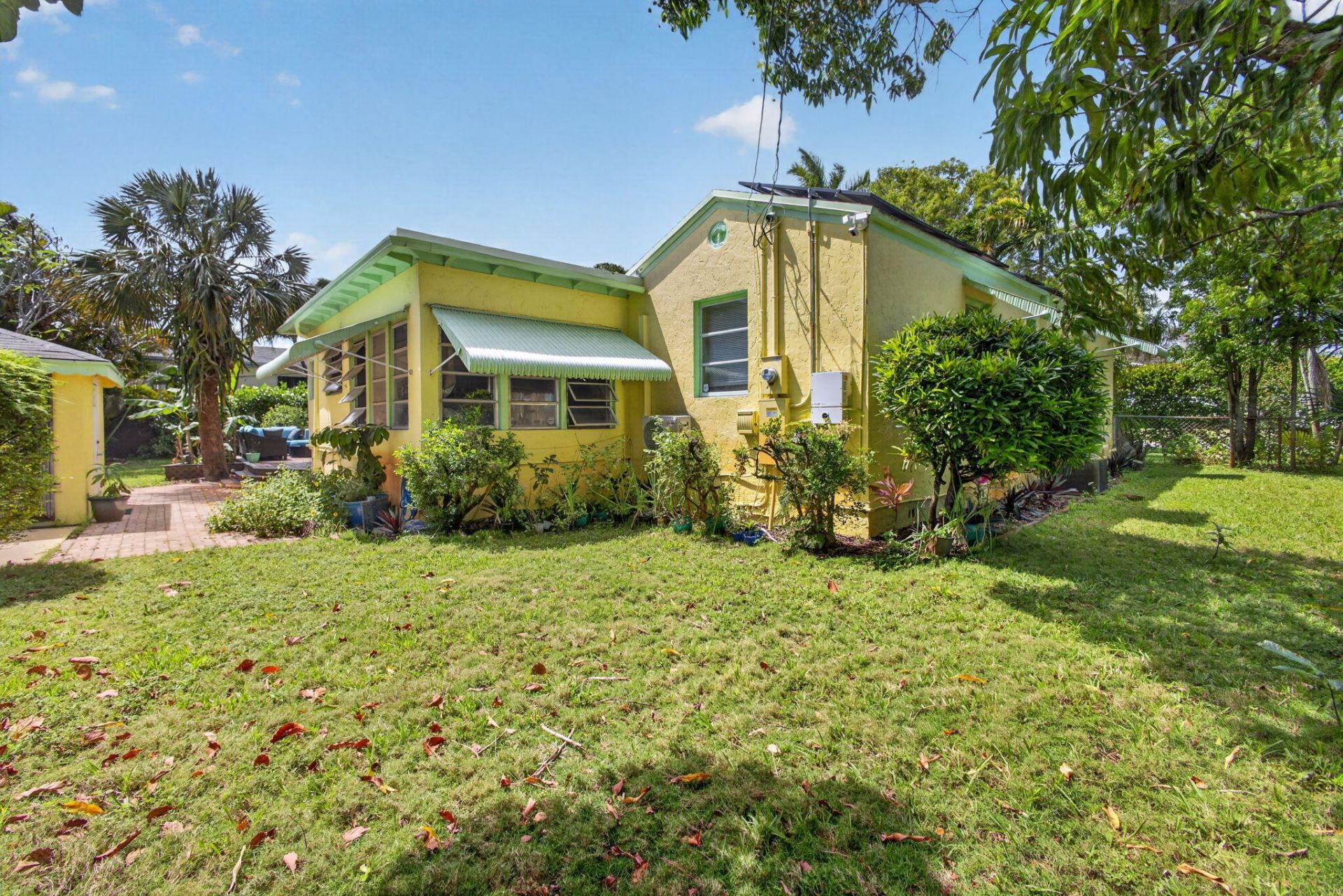 502 49th Street, West Palm Beach, FL 33407 Photo