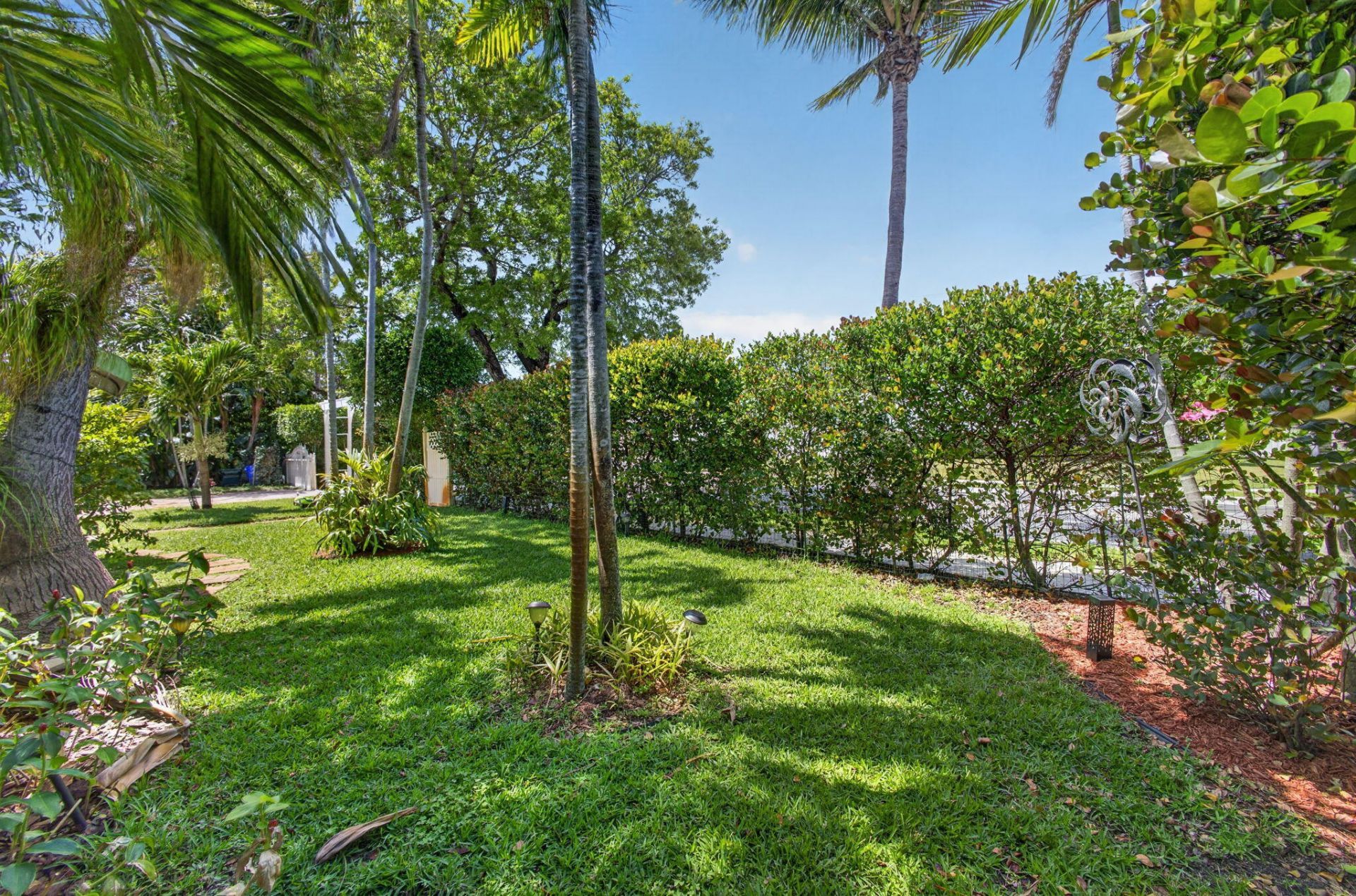 502 49th Street, West Palm Beach, FL 33407 Photo