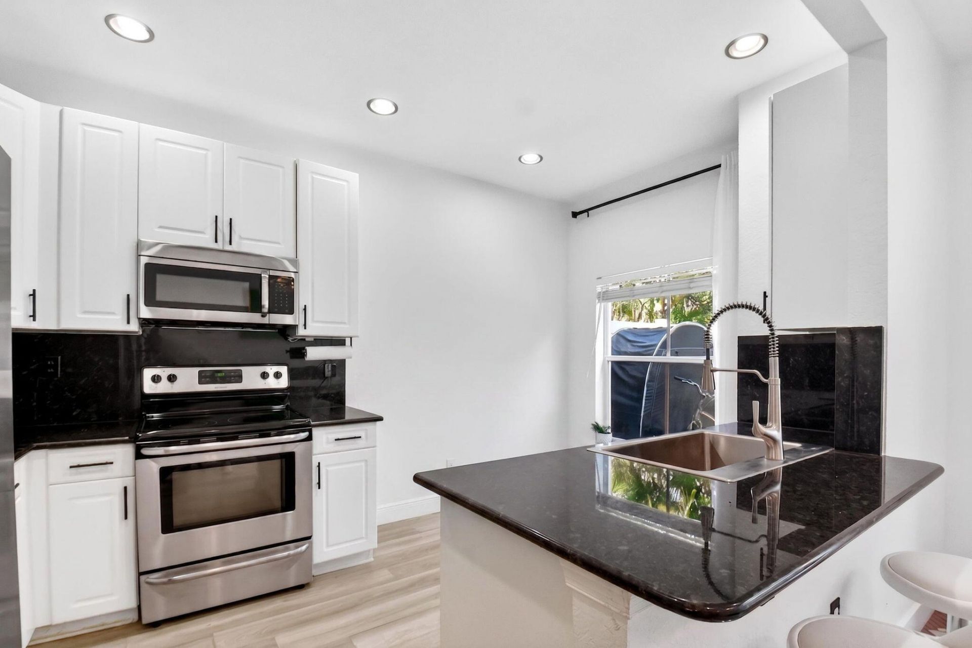 173 Lake Monterey Circle, Boynton Beach, FL 33426 Photo