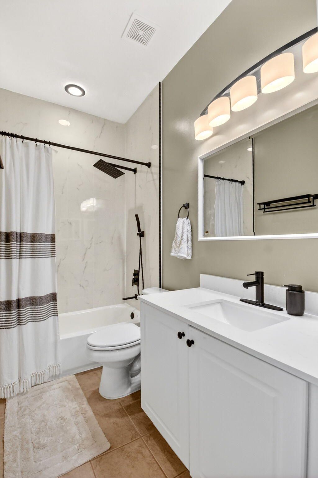 173 Lake Monterey Circle, Boynton Beach, FL 33426 Photo