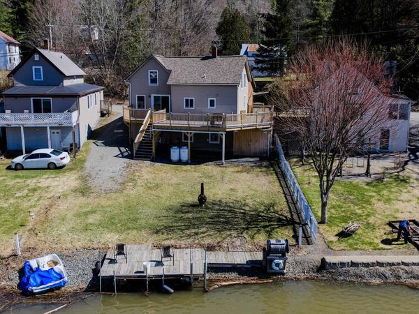 326 Glen Road, Newport City, VT 05855