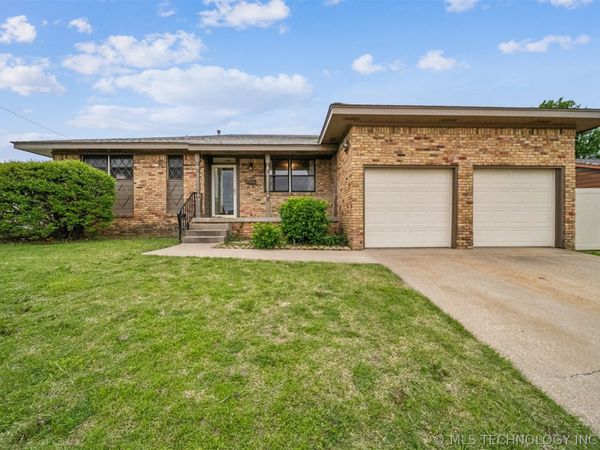 7748 E 21st Street , Tulsa, OK 74129