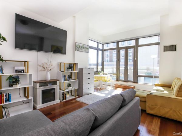 175 Huguenot Street , Unit 703, New Rochelle, NY 10801