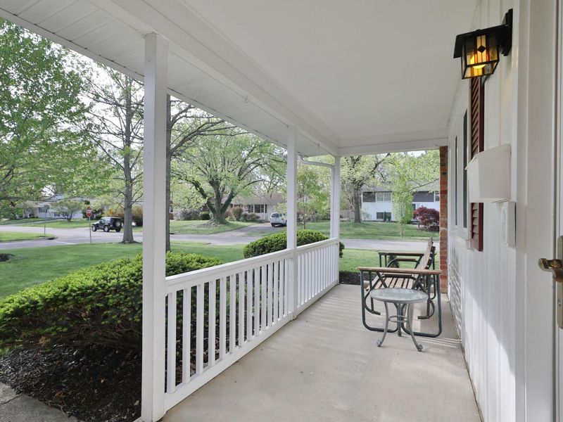 418 Pittsfield Drive , Worthington, OH 43085 Photo 8