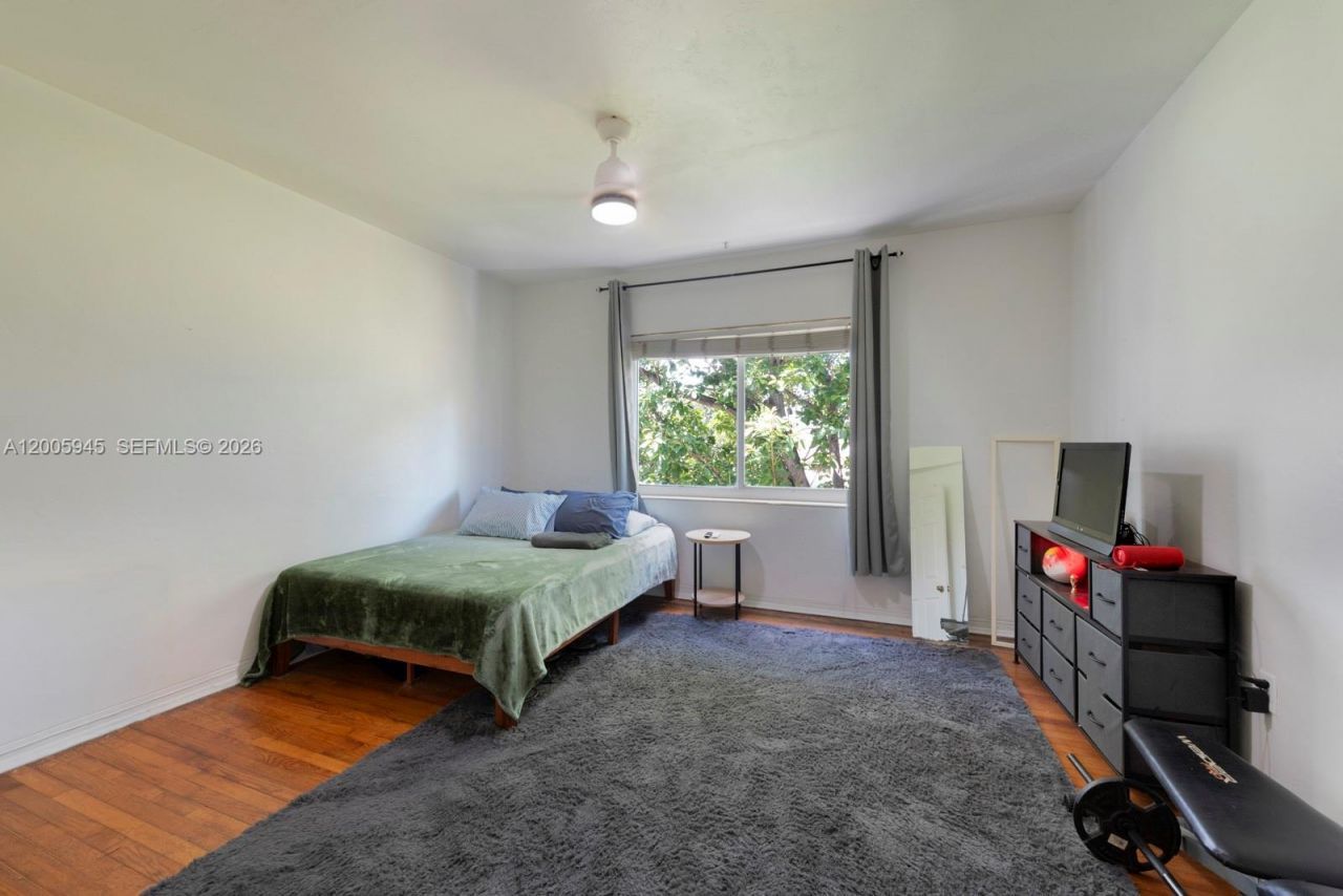 6941 Bay Dr, Unit B3, Miami Beach, FL 33141 Photo