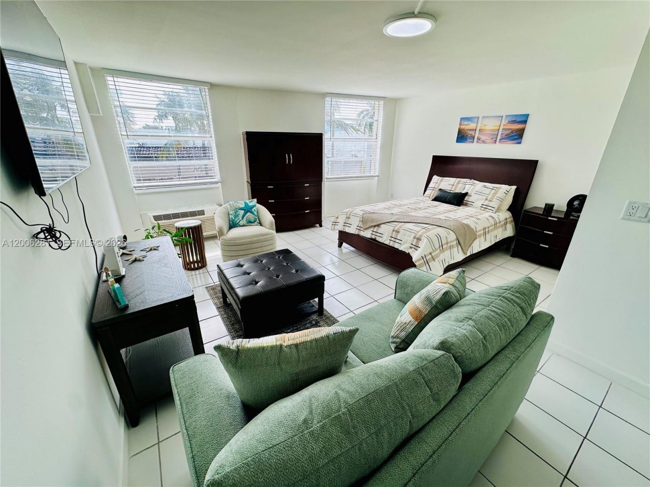 710 Washington Ave , Unit 321, Miami Beach, FL 33139 Photo