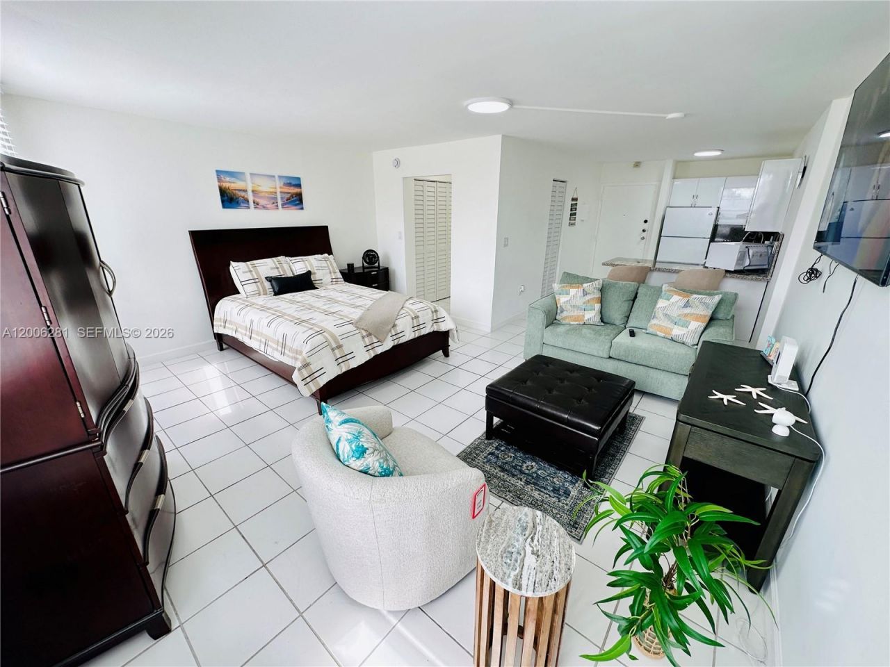 710 Washington Ave , Unit 321, Miami Beach, FL 33139 Photo
