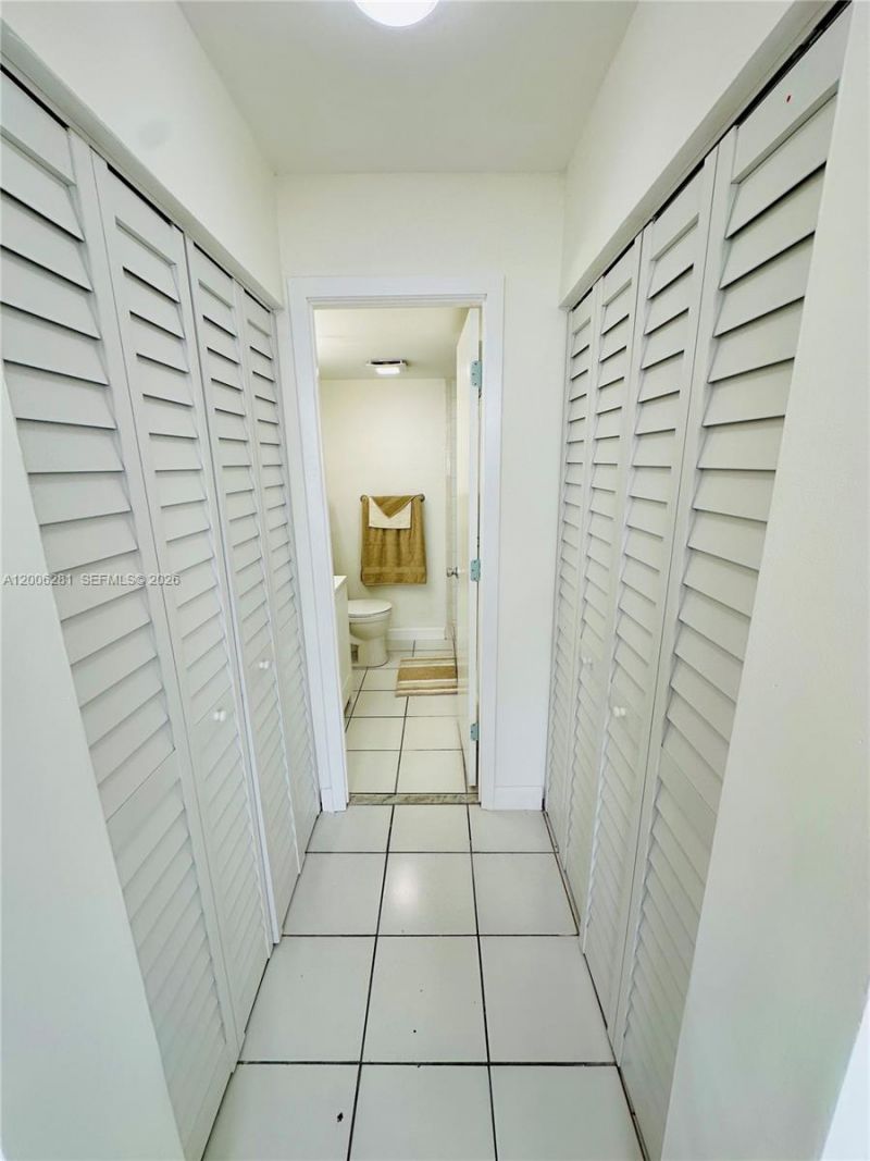 710 Washington Ave , Unit 321, Miami Beach, FL 33139 Photo