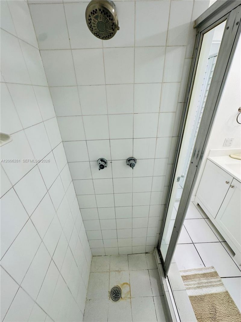 710 Washington Ave , Unit 321, Miami Beach, FL 33139 Photo