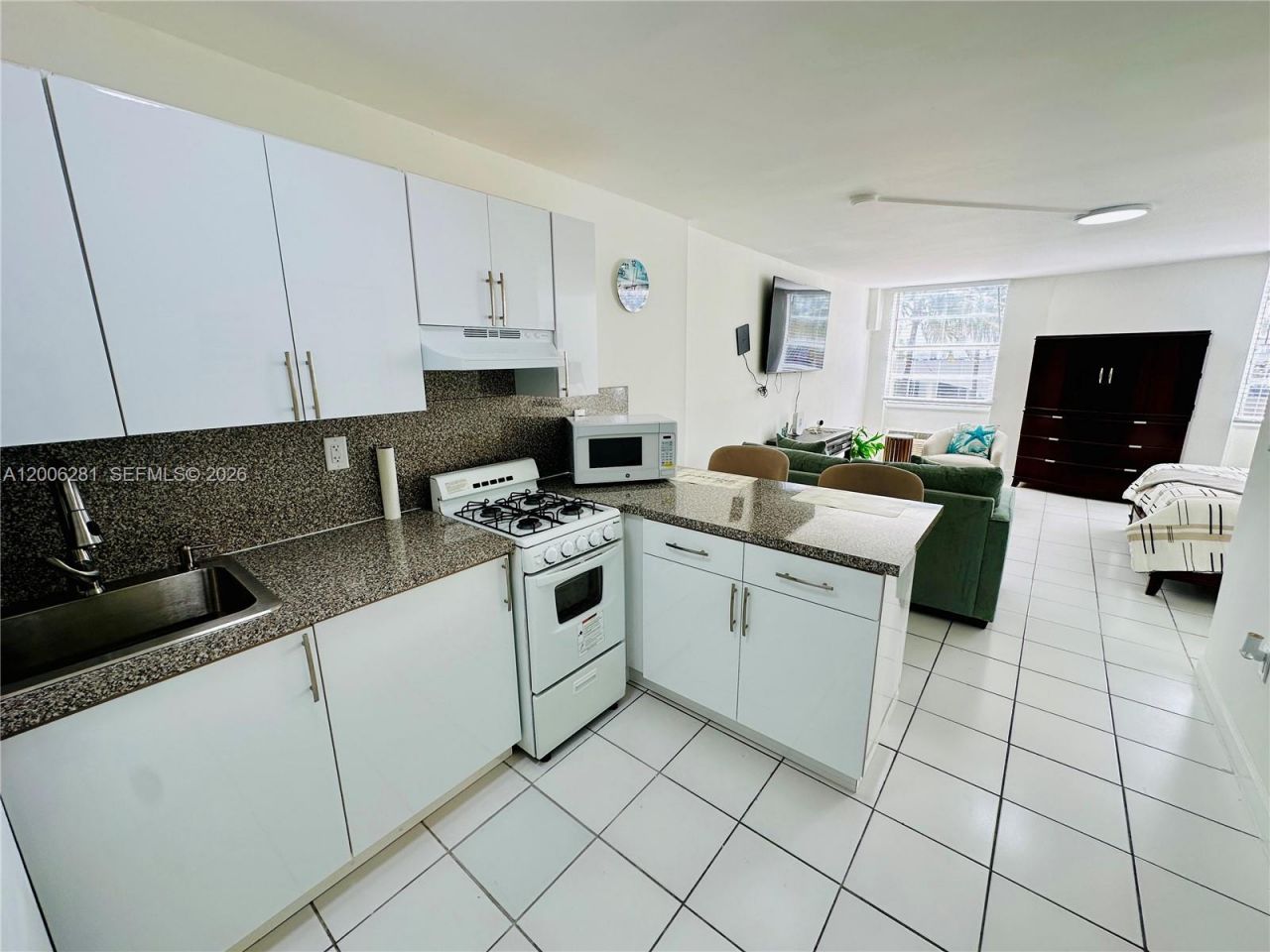 710 Washington Ave , Unit 321, Miami Beach, FL 33139 Photo