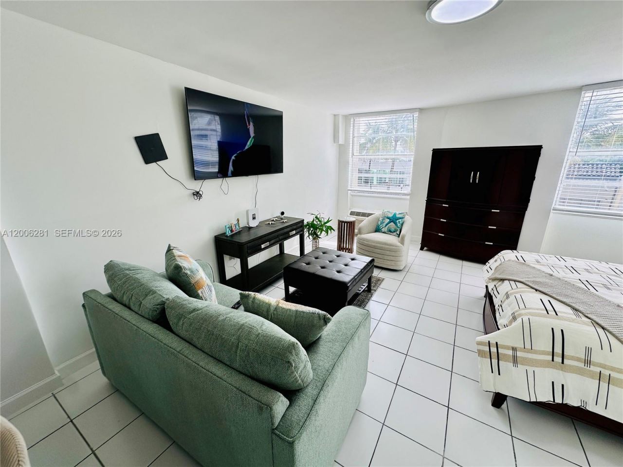 710 Washington Ave , Unit 321, Miami Beach, FL 33139 Photo