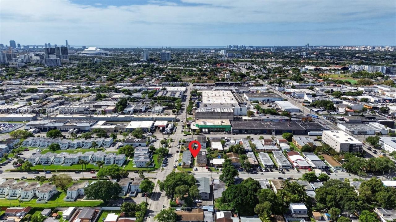 2100 NW 24th St , Miami, FL 33142 Photo