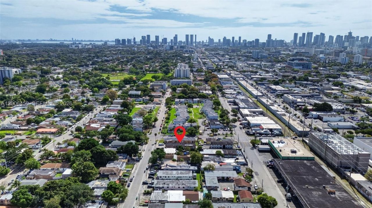 2100 NW 24th St , Miami, FL 33142 Photo