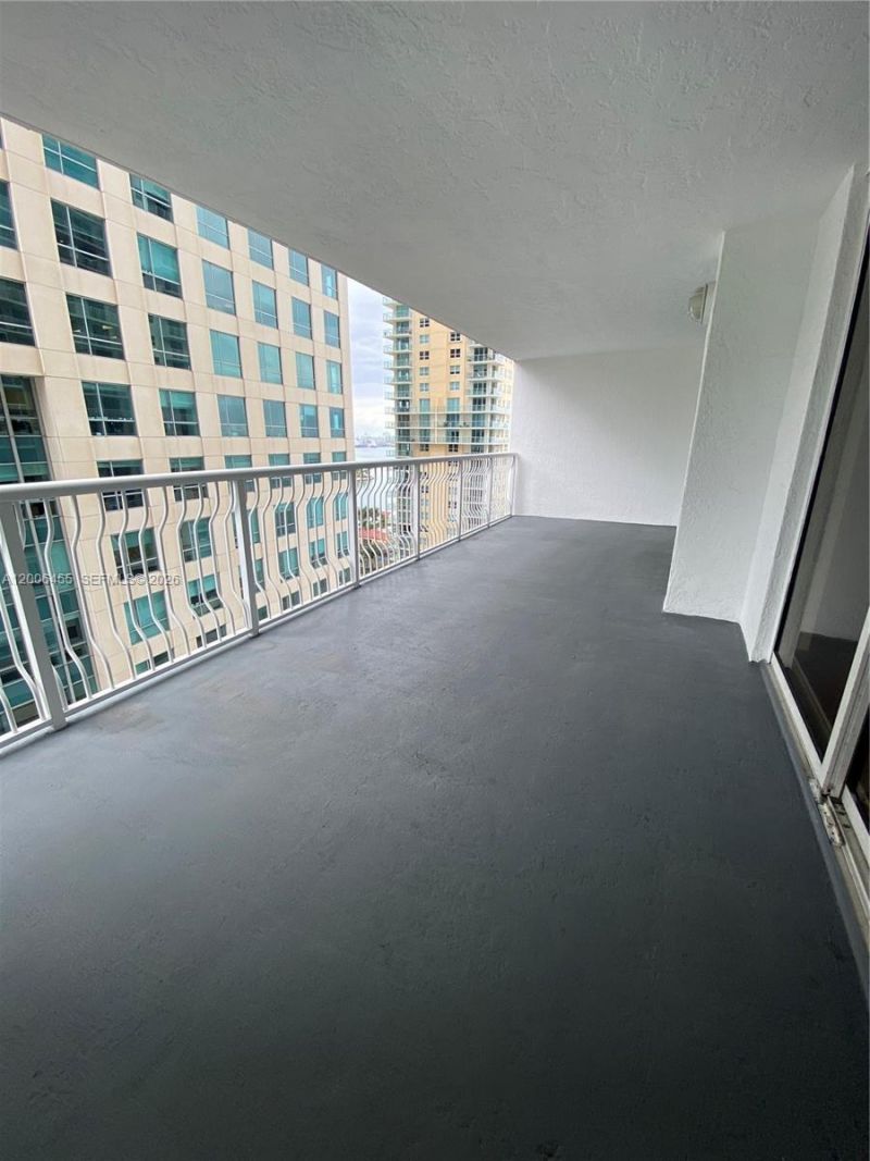 1200 Brickell Bay Dr, Unit 1914, Miami, FL 33131 Photo