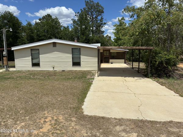 636 UNION Avenue, Interlachen, FL 32148