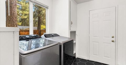 841 S Shore Drive, South Lake Tahoe, CA 96150 Photo