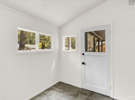 841 S Shore Drive, South Lake Tahoe, CA 96150 Photo