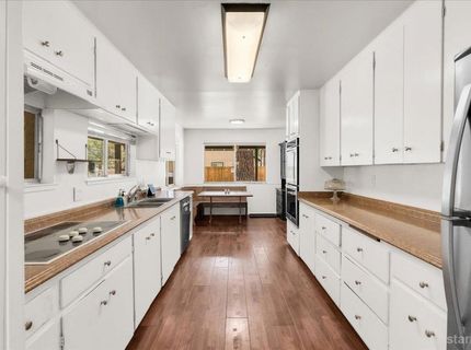 841 S Shore Drive, South Lake Tahoe, CA 96150 Photo