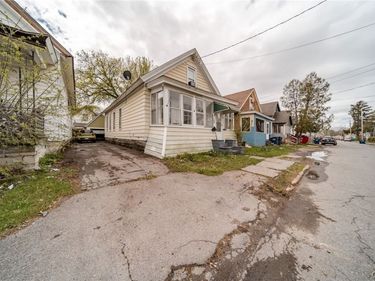 113 Lawrence Street , Syracuse, NY 13208